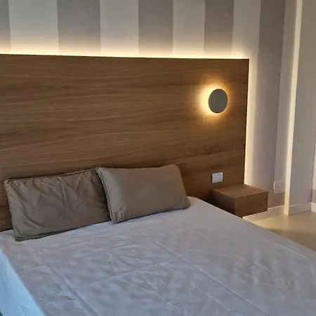 Pernotti 3* Барі